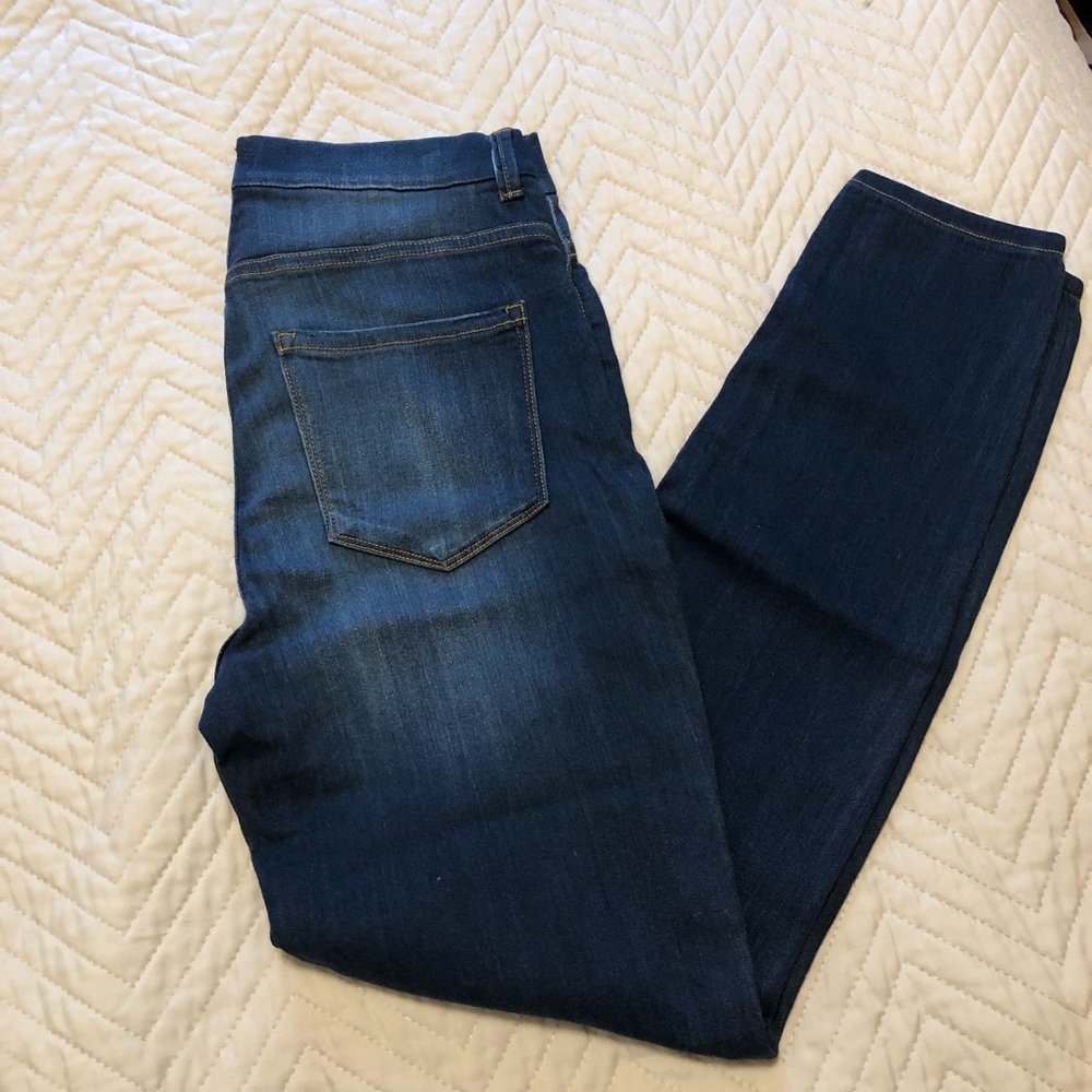 Skinny jeans